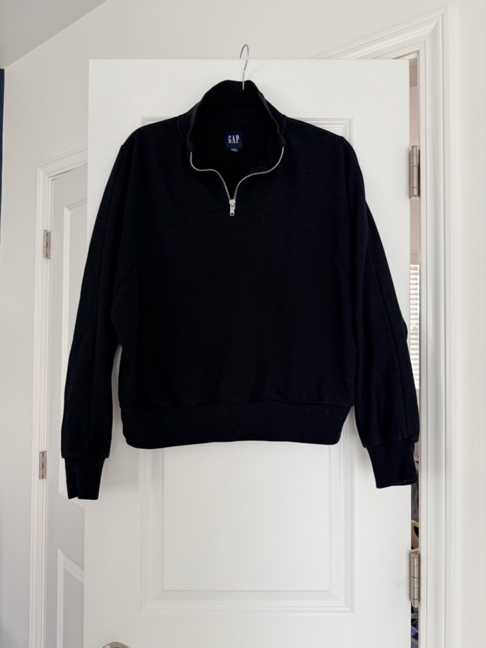 GAP Men's Black Half-Zip Pullover Sweater